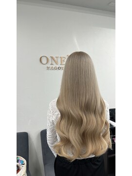 ワンズ ナゴヤ ヴィラ 名古屋栄(ONE's NAGOYA VILA) シアーカラー/カール/セミディ/姫カット