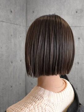 DAMANI 表参道 髪質改善/ヘッドスパ/ハイライト/白髪染め/白髪ぼかし/縮毛矯正 似合わせカット/ミディアムレイヤーカット[表参道駅]