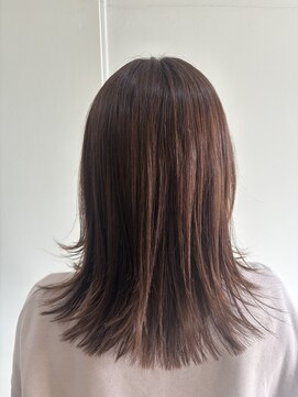 ジョワ ド ヴィーヴル(Joie de Vivre) 暖色系カラーで柔らかく艶やかに