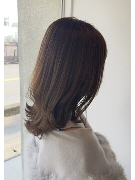 ヘアーアンドエステティック ヴェリス(hair&esthetic Velis) 【Velis】ワンカール外ハネセミロングイルミナカラー