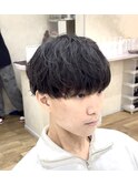 刈り上げセンターパート/波巻きツイストスパイラル/円町