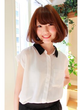 フチュール(Futur) 大人フラットボブ