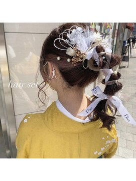 ワット 新宿店 卒業式ヘア リボンアレンジ