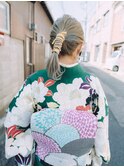 着物に合わせて帯締めを使った紐アレンジ