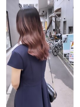 ベベ('BEBE) ピンクベージュ☆