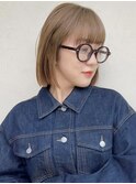 ブロンドカラー×ベージュカラー×切りっぱなしボブ×10代20代