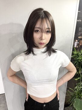 シア(sia) 韓国風ミディアムレイヤー