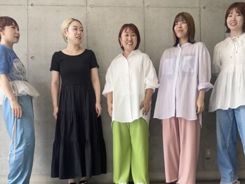 リュサンク(RUE5)の写真/女性スタッフ多数在籍☆女性ならではの髪の悩みも相談しやすいのが◎気軽に通える居心地の良さも◎【立川】