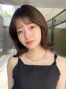 ガーデンヨコハマ(GARDEN YOKOHAMA) 切りっぱなしボブタッセルボブワンカール外ハネ束感前髪顔まわり