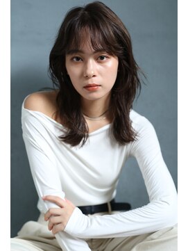 ガーランドギンザ(Garland Ginza) ミディアムレイヤーミディアムパーマオリーブベージュ