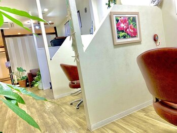 アンク 西川口店(ANQ)の写真/2席のみの少人数サロン★半個室空間でおくつろぐいただける自分だけのサロンタイムのひとときを。