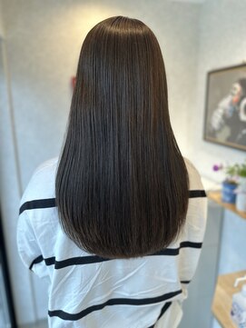 コスモス(cosmos) 秋らしいベージュカラー