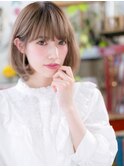 くすみベージュ内巻きワンカール前下がりボブc6大宮20代30代40代