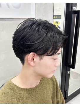 アクロ(ACRO) 曲がる縮毛矯正/フェザーパーマ/毛流れ