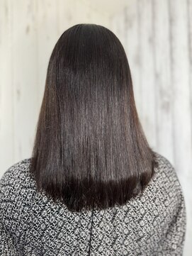 ライズトウキョウ 池袋店(Lise tokyo) ライトベージュ/髪質改善/縮毛矯正/池袋髪質改善/池袋縮毛矯正