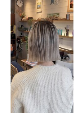 ビーチ(BEACH) バレイヤージュ