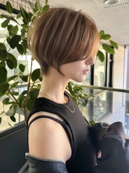 ネイロ 日本橋(NeiRo)の写真/こだわり縮毛矯正で叶える理想のストレートヘア☆自然な仕上がりで思わず触りたくなる艶髪に♪【日本橋】
