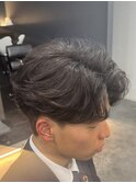 韓国へアカルマパーマワックスなしセンターパート黒髪ウルフ