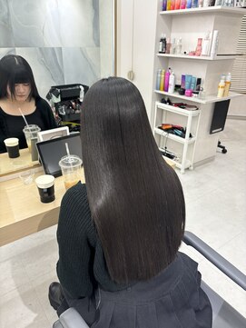 ユアーズヘア 池袋(youres hair) 縮毛矯正+メンテナンスカット+内部補修トリートメント