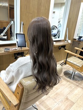 ループ(LOOP) ブリーチなしのグレージュ