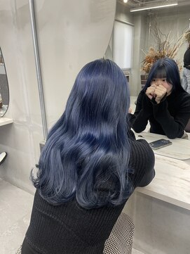 ピンク シー バイ アンジェリカ 瓢箪山2号店(PINQ she by ANGELICA) たっぷりツヤ感ブルー