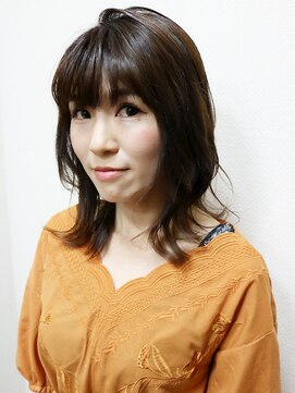 フォートップ(FOUR TOP) 外ハネラフミディアム