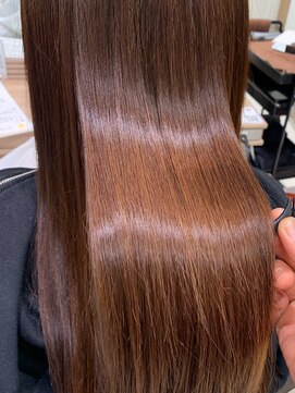 アッシュ 立川店(Ash) 縮毛矯正/小顔/大人かわいい/酸性トリートメント/髪質改善