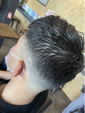 ヘアーメイク アン hair make ANN メンズフェードスタイル