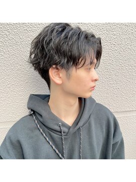 エストアール フクオカ 福岡博多店(est-r. Fukuoka) センターパート×ゆるめスパイラル