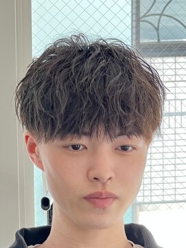 バース バイ ハピネス(BIRTH by happiness) ツイストスパイラルパーマツイストパーマメンズマッシュパーマ