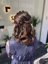 スミ(sumi)&nbsp;結婚式お呼ばれ×ハーフアップ