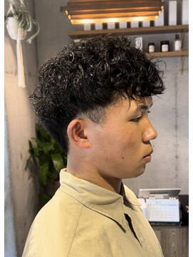 ランプ(Lamp) スパイラルパーマ【反町/横浜】