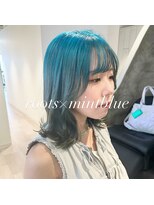 イオール 北千住(ior)&nbsp;2回ブリーチミントブルー×ルーツ【ior北千住】