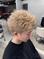 エデアンルクラ 下通(EDEAN Leclat)&nbsp;熊本メンズカラー ハイトーン スパイキー MEN'S HAIR