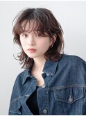 顔まわりで差がつく大人可愛いマッシュウルフ