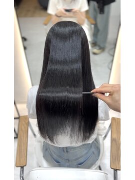 ジーナ 博多筑紫口(Zina) 【輝士】暗め艶髪ダークグレージュ×髪質改善トリートメント