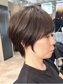 ビュートヨナカ(VIEW TOYONAKA) 【30代/40代/50代】スッキリくびれショート/小顔/ココアベージュ