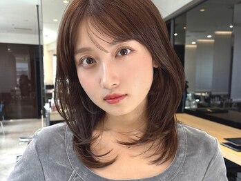 ケーツー エム 京都ラクエ(k-two emu)の写真/透明感のある白髪染めで上品な大人女性を演出[レイヤーカット/顔周り/前髪カット/髪質改善トリートメント]