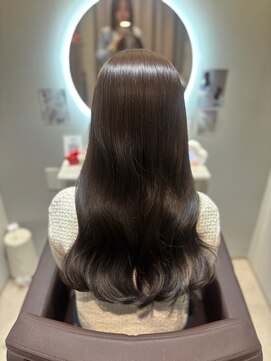 ビジョン 赤坂(vision) 赤み消しオリーブベージュ