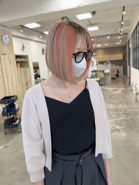 イェッカ(YECCA) ホワイトベージュ オレンジデザインカラー