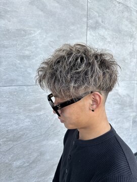 タブーオー(TABOO.O) フェードスタイル　ツイスパ×ホワイトメッシュ