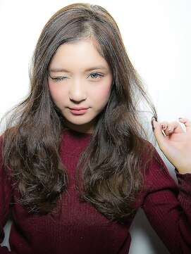 リリアン 表参道(relian) 暗髪とも相性バッチリ！ウェーブロング☆