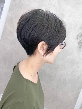 アヴァロン(AVALON) 【絶壁解消】ひし形くびれショート×ワンカールボリュームパーマ