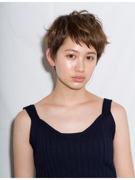 カッファ 東銀座(CUFFA) 束感ショート