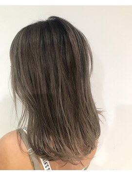 シーン 池袋(scene.) scene.【シーン】【池袋 西口徒歩3分】グレージュ