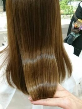 ヘアメイク フェイス(hair make faith)の写真/【髪質改善/マイフォーストリートメント】指通りの良い美髪を実現◎1度でも美しく、通う程に更に美髪へ。