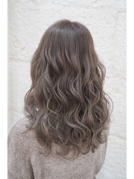 ティンク 横須賀中央(Tink) ミルフィーユカラー◎