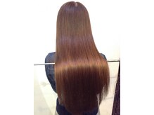 クゥ オブザヘアー フィッシュタウン(Q-OO. OF THE HAIR FishTown)