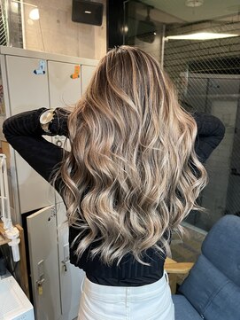 ラフ(LAFF) #黒髪#ボブルフ#ネビージュ#小顔#ワンレン