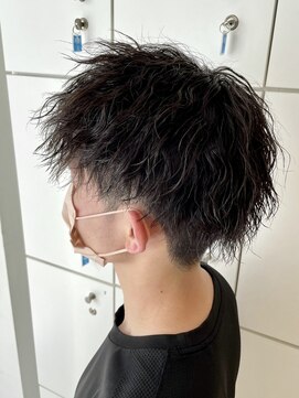 ソラ(Sora) 縦落ちツイストスパイラルパーマ